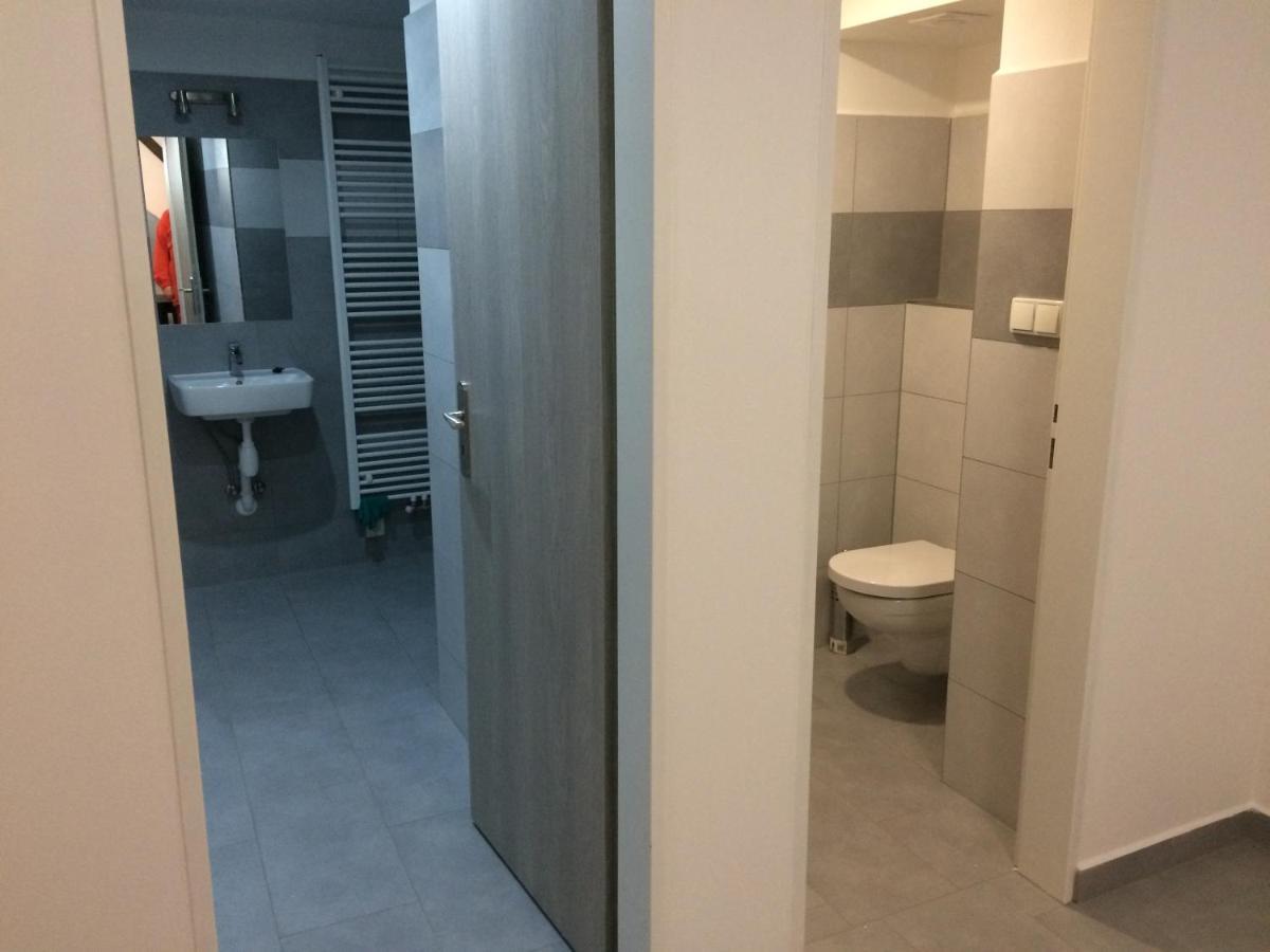 Chalupa Na Samote S Virivkou Tabor Bagian luar foto
